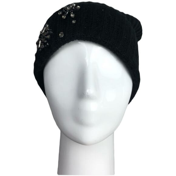 Victoria’s Secret Women's Sparkle Pom Pom Black Snowflake Beaded Hat NWT - Picture 3 of 5